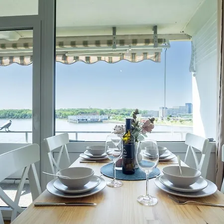 شقة Mit Sued-balkon Am هايليغنهافن