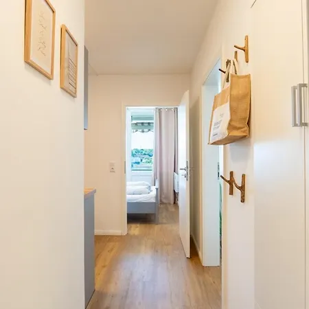 Mit Sued-balkon Am هايليغنهافن